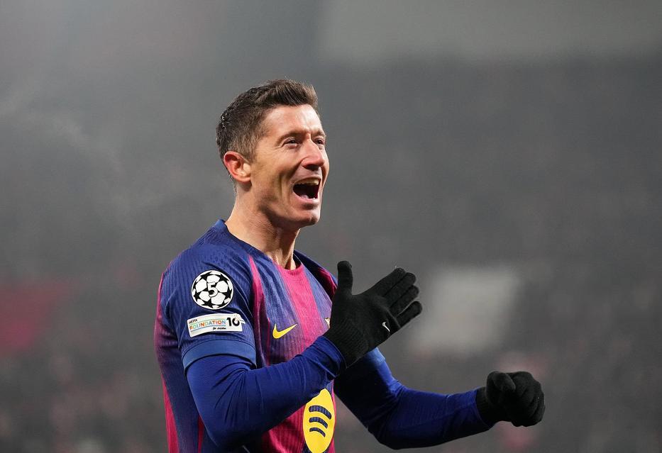 球速体育 (中国)官网-最全体育赛事直播与即时数据-悲喜夜：凯恩失点拜仁晋级，利物浦3-0马赛，莱万超C罗冲梅西神迹