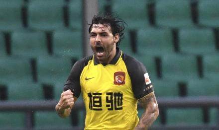 球速体育 (中国)官网-最全体育赛事直播与即时数据-多点开花高拉特破荒 郑智赞赏：每个进球都很漂亮