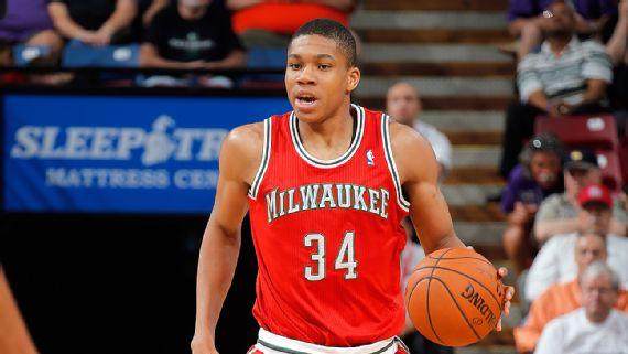 【人物】字母哥八年进化史：从瘦弱菜鸟到联盟霸主