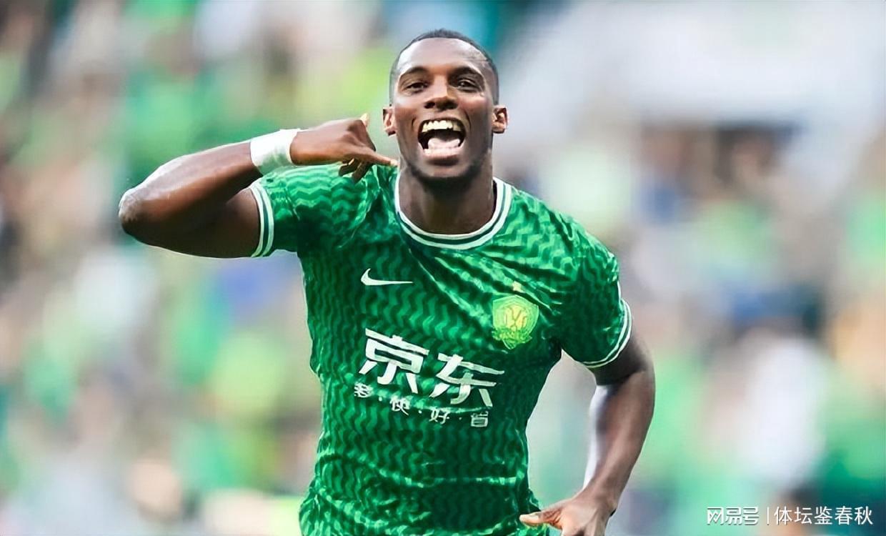 球速体育 (中国)官网-最全体育赛事直播与即时数据-国安遭赛季首败！28球金靴射手陷入低迷，蒙哥马利是否需要变阵？